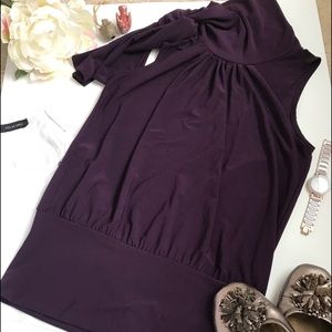 Eggplant sleeves top with tie down collar